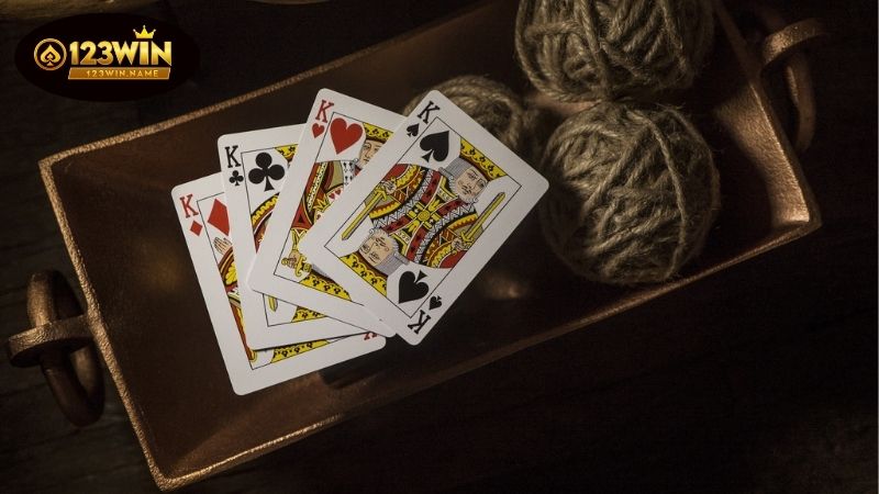 Chơi bài Tiến Lên – Trò chơi bài huyền thoại của người Việt